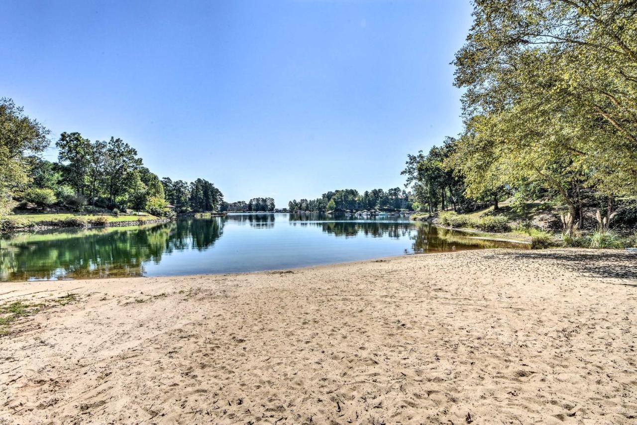 Lake Keowee Condo With Views And Pools And Marina! Salem エクステリア 写真